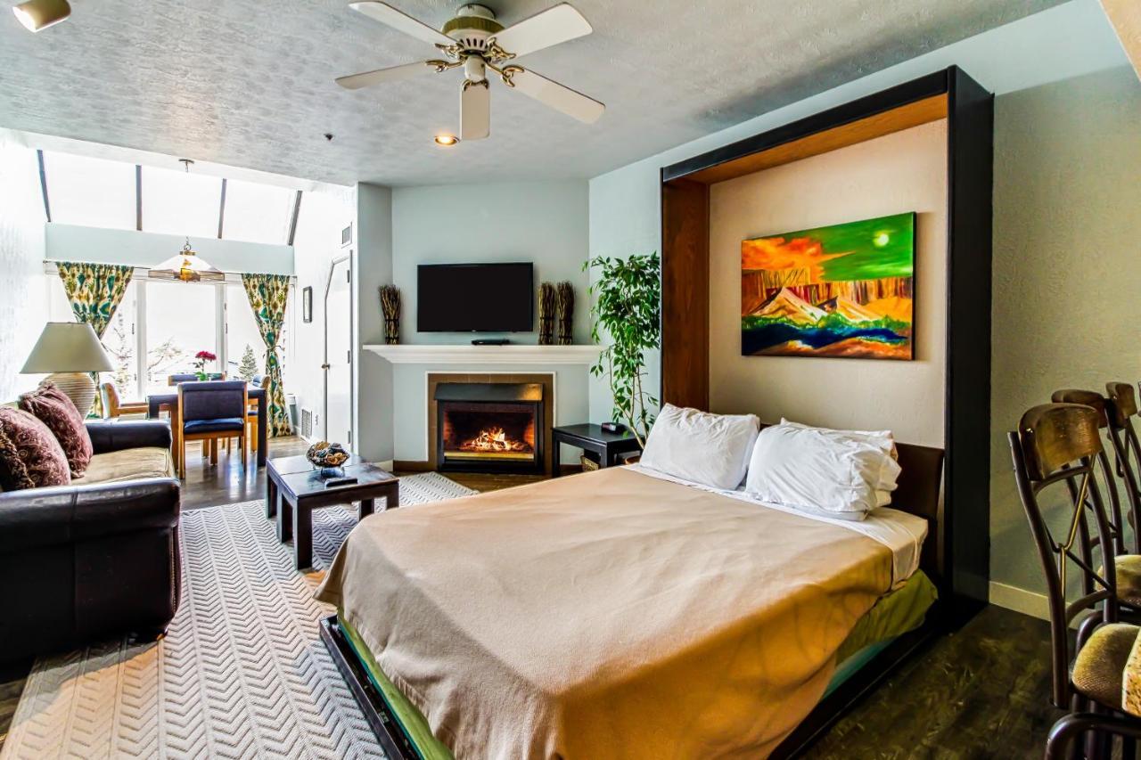 The Lodge At Mountain Village Park City Room photo