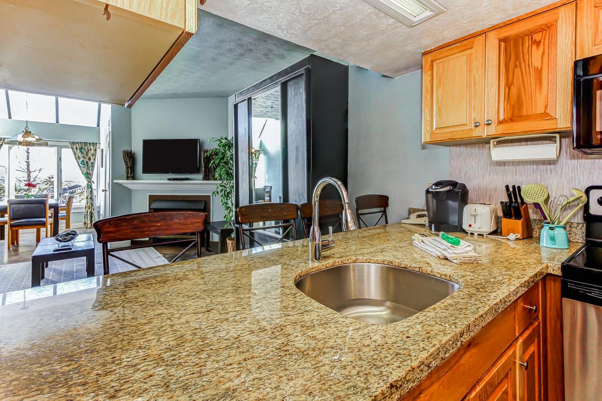 The Lodge At Mountain Village Park City Room photo